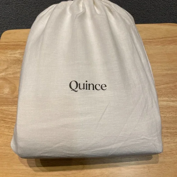 Quince European Linen Fitted Sheet Set King White Fitted Sheet + 2 Pillow Cases - Picture 3 of 6